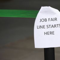 200 млн человек в мире являются безработными
