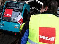 На 6,5% поднять зарплату требуют бюджетники в Германии