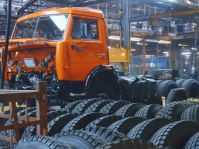 На 8% выросли акции "Камаза" после разрешения ФАС сделки с Daimler