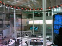 На 1,93% упал индекс РТС 16 мая 2012 года