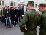 13%-й налог с зарплаты предлагает ввести ЕР для уклонистов от службы в армии