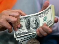 На 5,1% упали акции JPMorgan после сообщения о потерях
