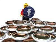 На 8,1% упал курс акций Facebook по итогам торгов в Нью-Йорке