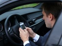 100 рублей закинут на телефон покупателям Lada