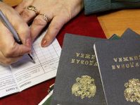 До 70 лет смогут работать чиновники в России