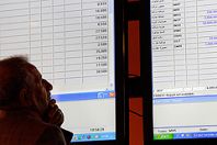 Рост курса акций в мире в 2012 году составил 16,9%