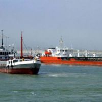 1,4 трлн кубометров - объем месторождения газа, обнаруженного в водах Ирана