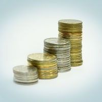1,863 трлн рублей - объем Резервного фонда РФ на 1 февраля 2012 года