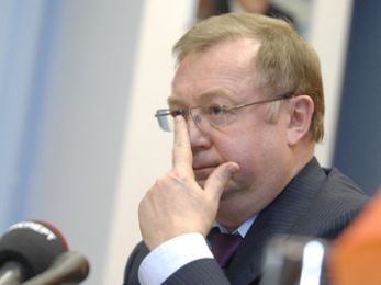 718 млрд рублей - объем нарушений выявленых Счетной палатой в 2011 г.