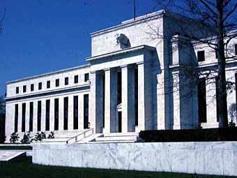 2% - уровень инфляции в США в 2012 году по прогнозам ФРС