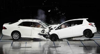 6160 человек погибли в авариях в России за 4 месяца 2012 года