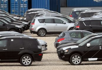 240322 новых автомобиля было продано в России в ноябре 2012 года