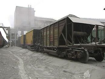 1000 человек вышли на митинг в защиту гранитного рудника